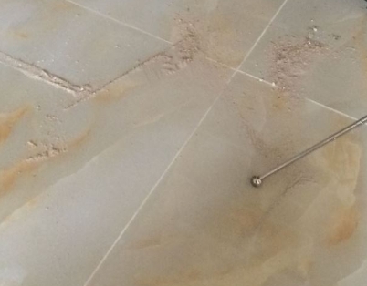 中阳瓷砖空鼓维修公司分享粘合剂选择不当在瓷砖铺贴过程中可能导致以下问题